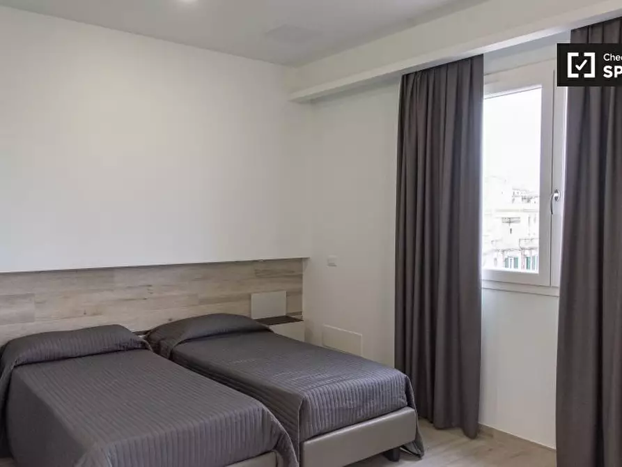 Immagine 2 di Appartamento in affitto  in Via di Acqua Bullicante a Roma