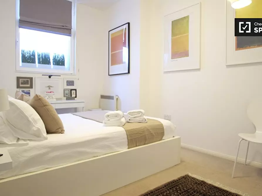 Immagine 9 di Appartamento in affitto  in Siddons Lane a Camden Town