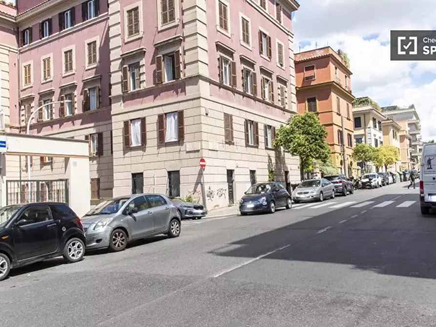 Immagine 19 di Appartamento in affitto  in Viale di Villa Pamphili a Roma