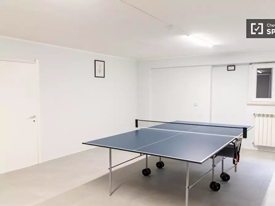 Immagine 13 di Camera condivisa in affitto  in Via di Carcaricola a Roma