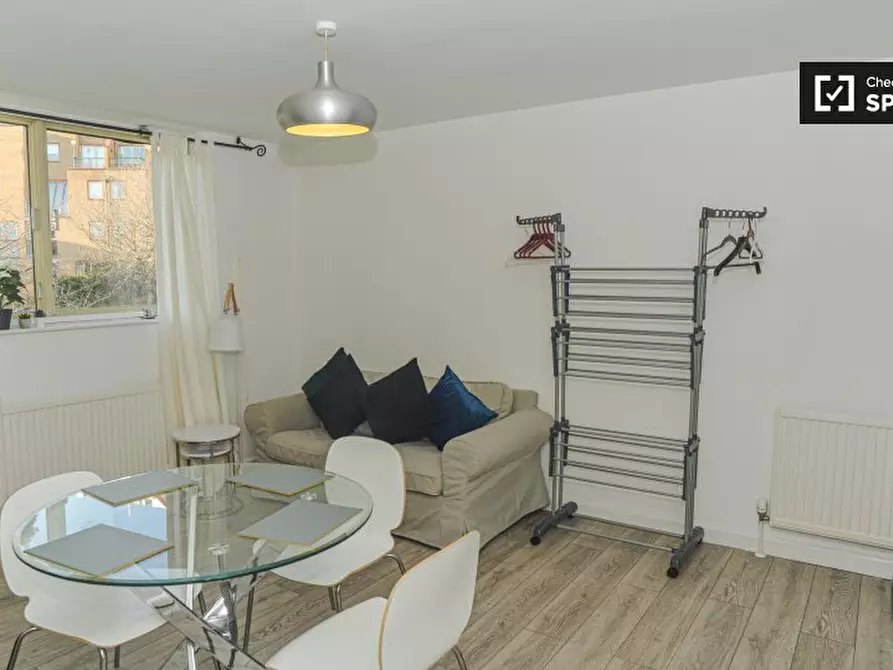 Immagine 11 di Appartamento in affitto  in Cape Yard a Poplar