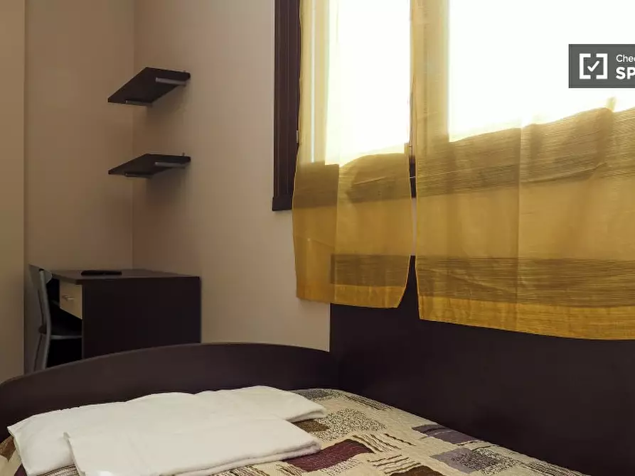 Immagine 12 di Appartamento in affitto  in Viale A. Gramsci a Sesto San Giovanni