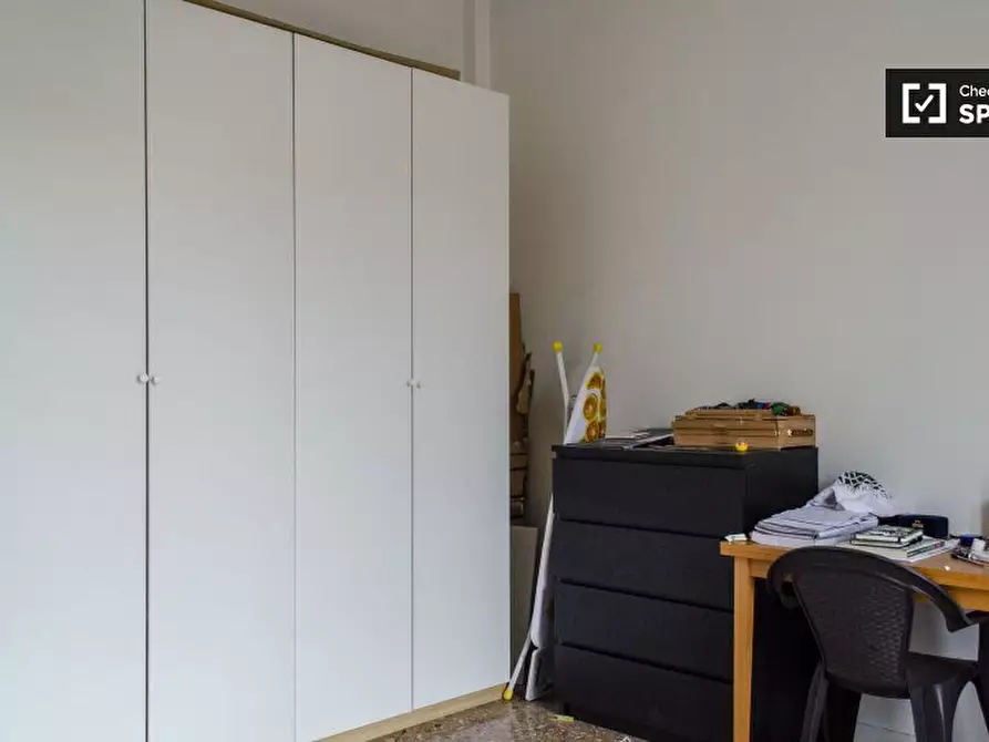 Immagine 5 di Camera condivisa in affitto  in Via Federico Ozanam a Roma