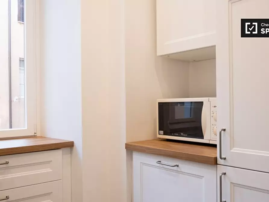 Immagine 10 di Appartamento in affitto  in Via di S. Giovanni in Laterano a Roma