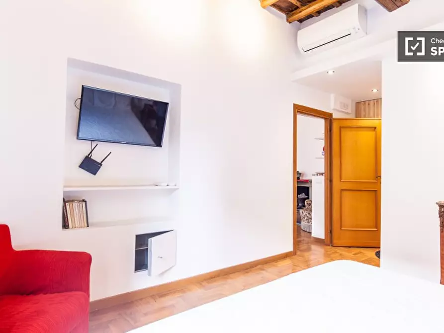 Immagine 10 di Appartamento in affitto  in Via San Giovanni in Laterano a Roma