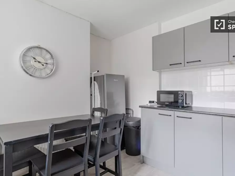 Immagine 17 di Appartamento in affitto  in A Goldhawk Rd a Hammersmith