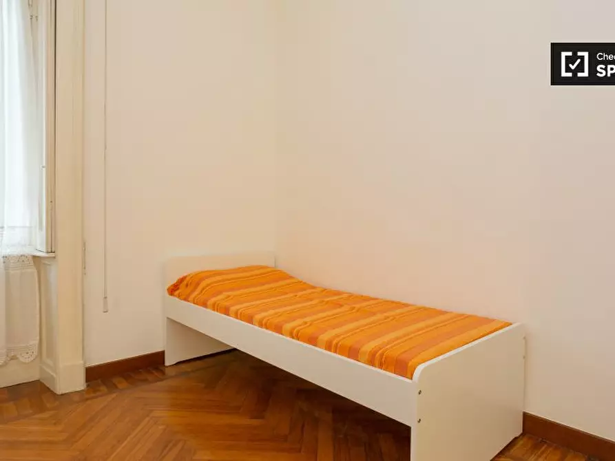 Immagine 16 di Camera condivisa in affitto  in Via Alfredo Catalani a Milano