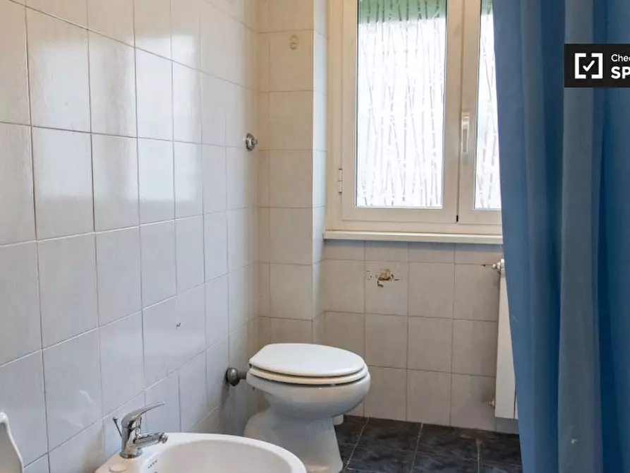Immagine 19 di Camera condivisa in affitto  in Via Giulio Aristide Sartorio, 00147 Roma RM, Italy a Roma