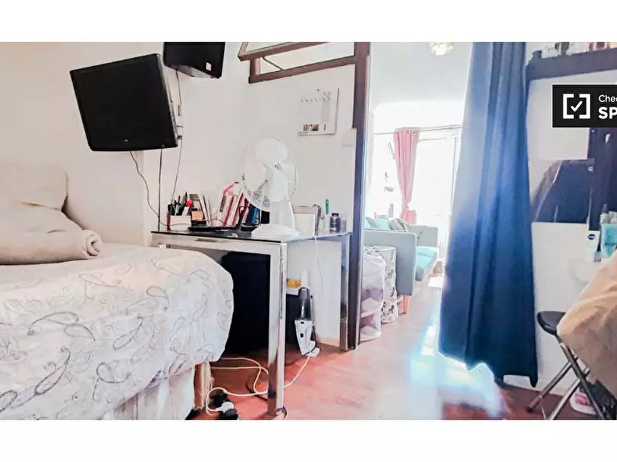 Immagine 3 di Camera condivisa in affitto  in Burwell Walk a Poplar