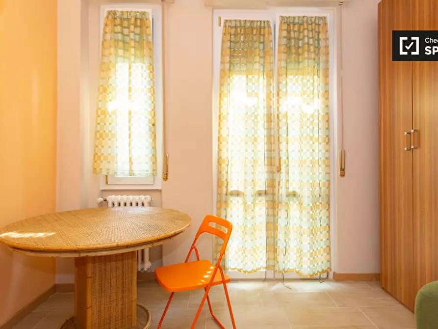 Immagine 3 di Camera condivisa in affitto  in Viale Papiniano a Milano