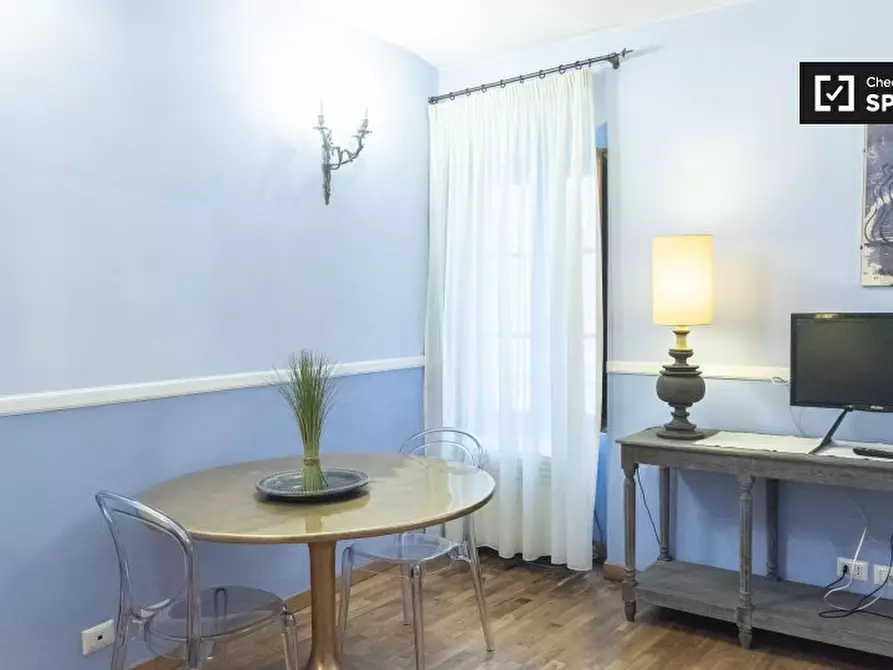 Immagine 4 di Appartamento in affitto  in Via dei Gigli d'Oro a Roma