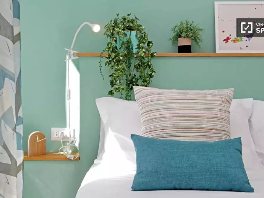 Immagine 3 di Appartamento in affitto  in Via Lorenzo il Magnifico a Roma