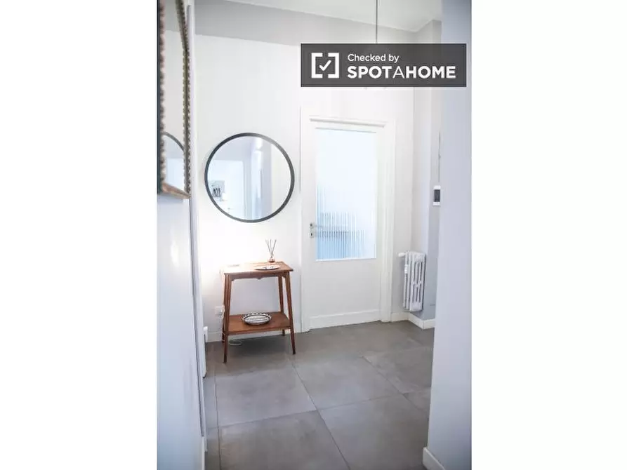 Immagine 13 di Appartamento in affitto  in Vle Tirreno a Roma