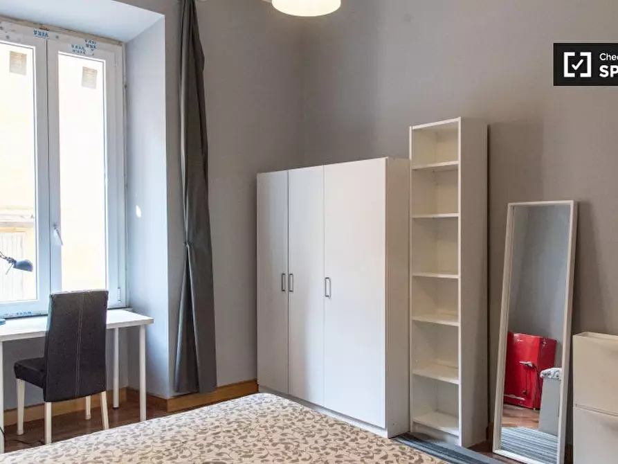 Immagine 2 di Camera condivisa in affitto  in Via Garigliano, 00198 Roma RM, Italy a Roma