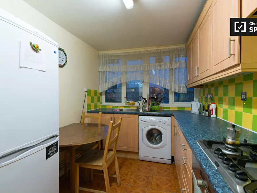 Immagine 8 di Camera condivisa in affitto  in Clovelly Way a Poplar