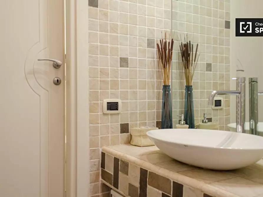 Immagine 9 di Appartamento in affitto  in Piazza dei Sanniti, 00185 Roma RM, Italy a Roma