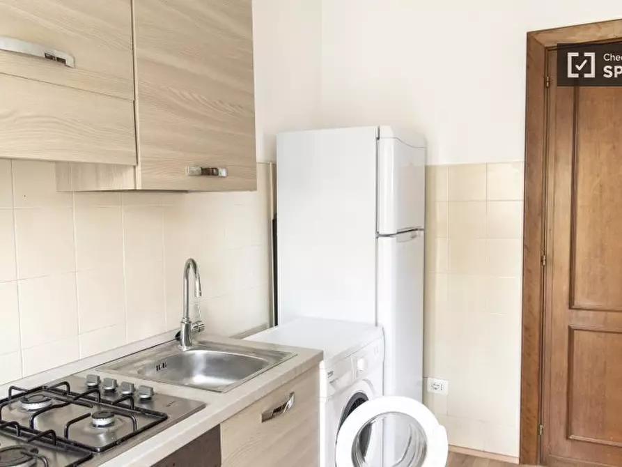 Immagine 6 di Appartamento in affitto  in Via S. Fulgenzio a Roma