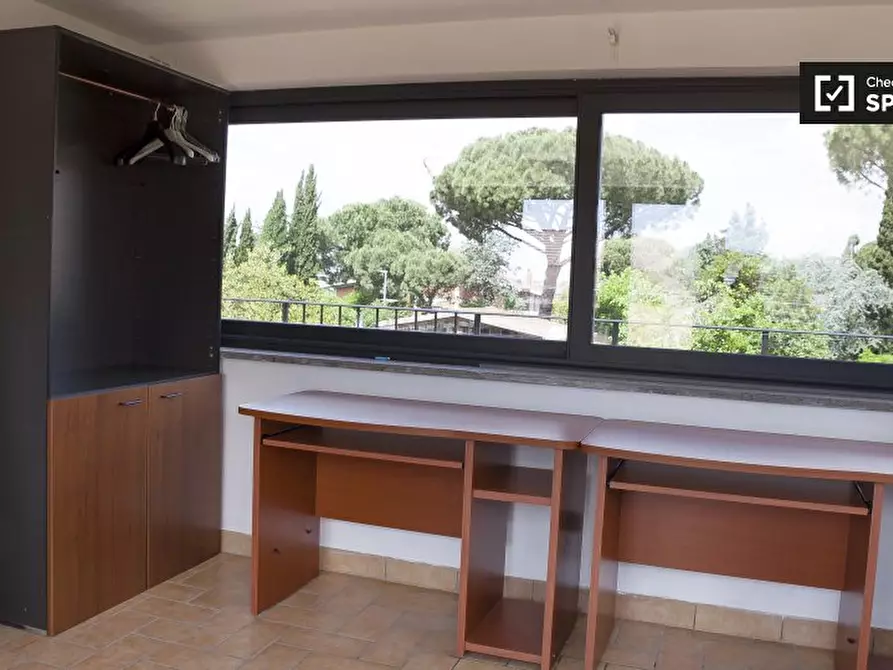 Immagine 18 di Camera condivisa in affitto  in Via del Casale Ferranti, 00173 Roma RM, Italy a Roma