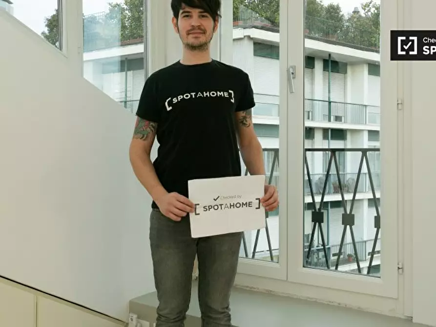 Immagine 14 di Appartamento in affitto  in Piazza S. Camillo de Lellis a Milano