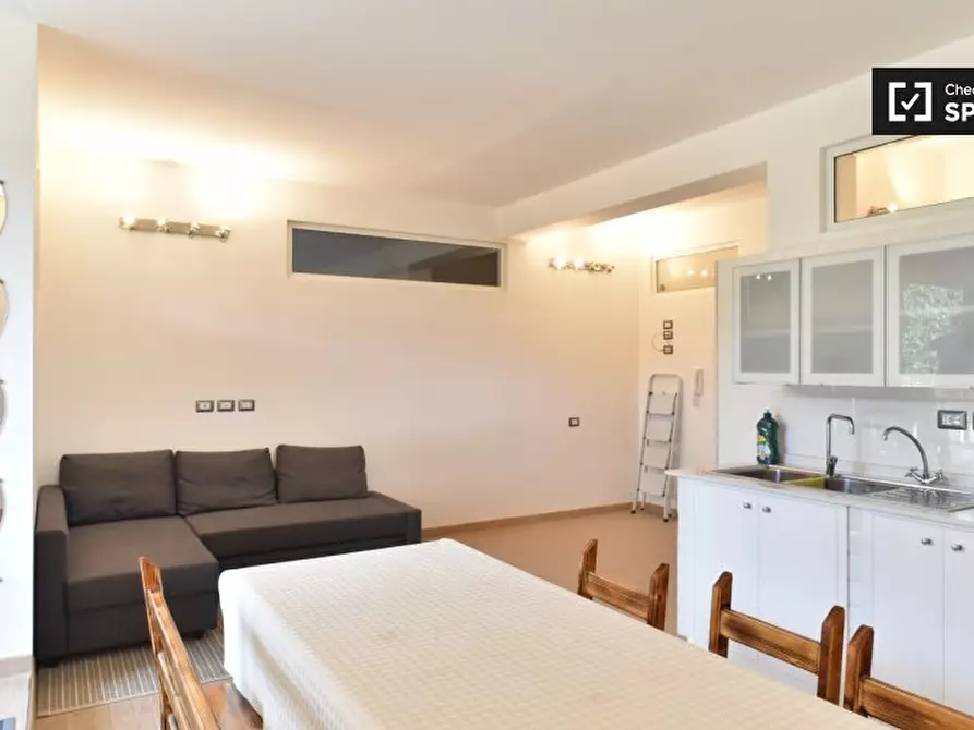 Immagine 19 di Camera condivisa in affitto  in Via Santa Domenica Talao, 00173 Roma RM, Italy a Roma