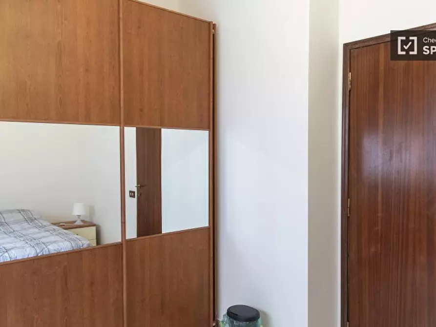 Immagine 3 di Camera condivisa in affitto  in Via Pio Foà a Roma