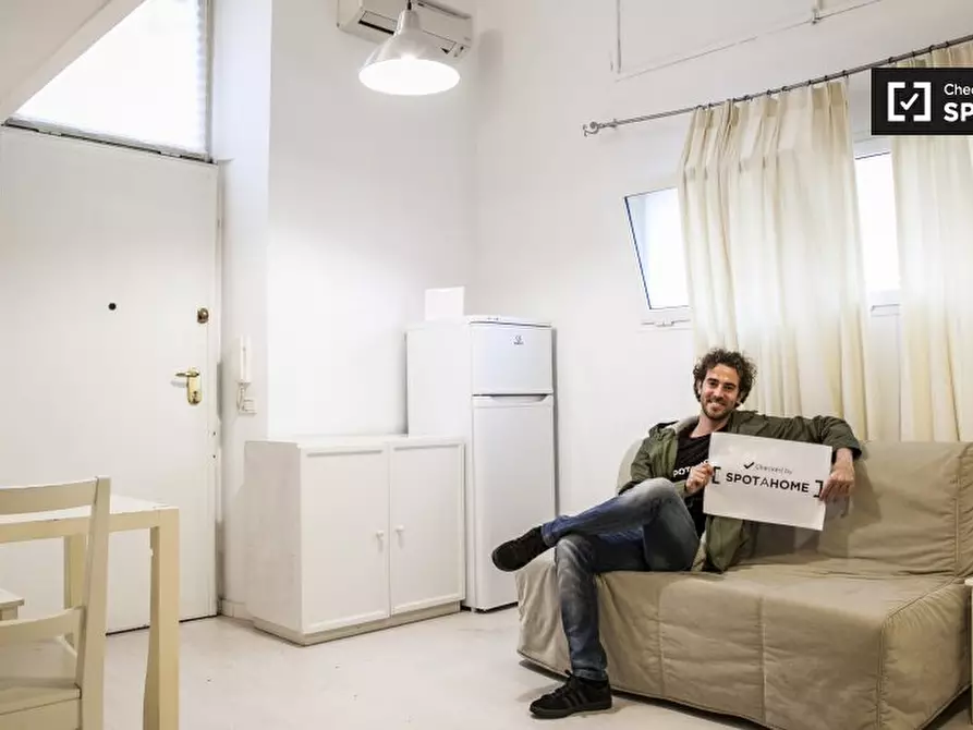 Immagine 3 di Appartamento in affitto  in Via di Vigna Pozzi a Roma