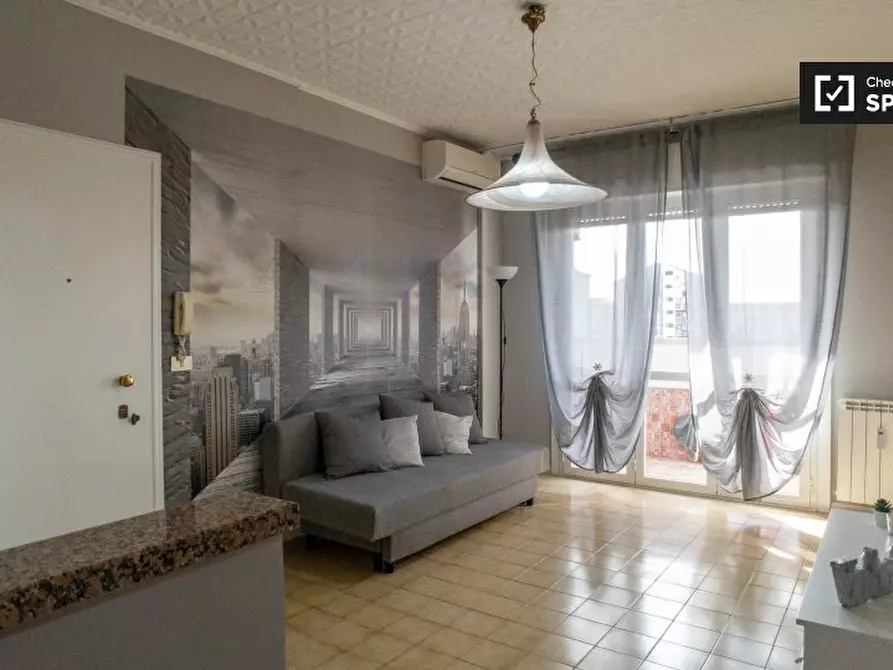 Immagine 5 di Camera condivisa in affitto  in Via Sella Nuova a Milano