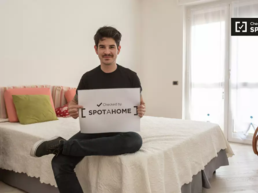 Immagine 9 di Camera condivisa in affitto  in Via Giancarlo Sismondi a Milano