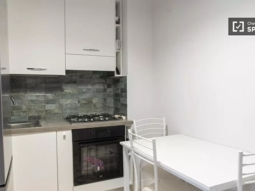 Immagine 5 di Camera condivisa in affitto  in Via di Torrevecchia a Roma