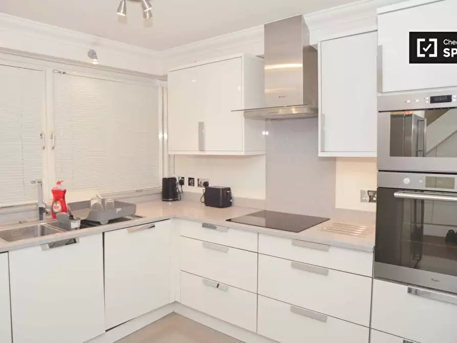 Immagine 6 di Camera condivisa in affitto  in Evenwood Cl a Wandsworth