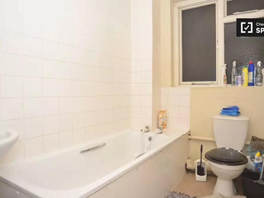 Immagine 10 di Camera condivisa in affitto  in Penford St a Camberwell