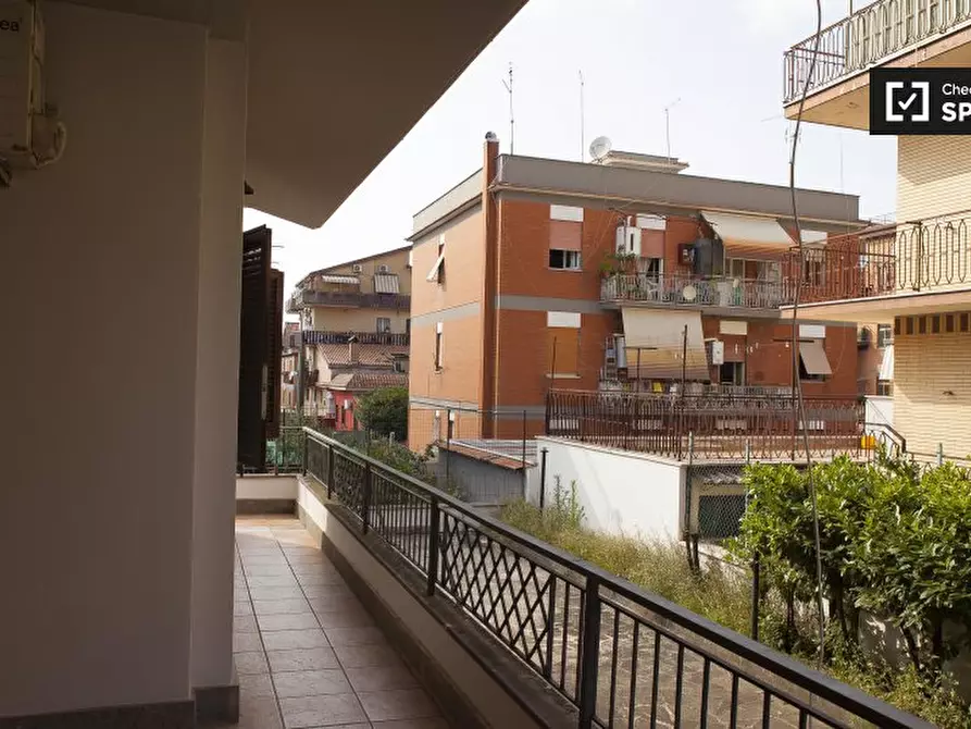 Immagine 9 di Camera condivisa in affitto  in Via Raddusa, 00133 Roma RM, Italy a Roma