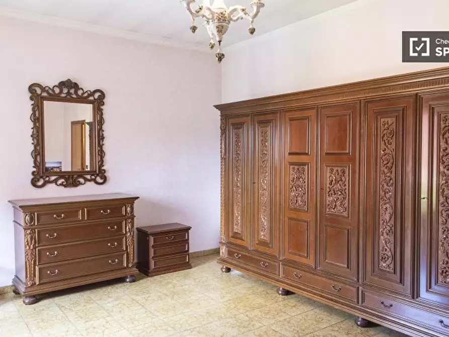 Immagine 2 di Camera condivisa in affitto  in Vicolo delle Lucarie a Roma