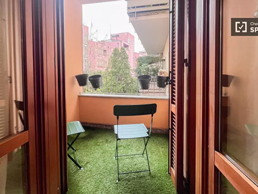 Immagine 4 di Appartamento in affitto  in Via Scaldasole a Milano