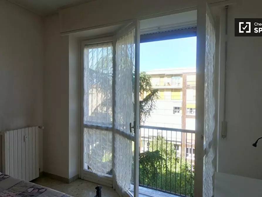 Immagine 5 di Camera condivisa in affitto  in Via Emilio de Marchi a Milano