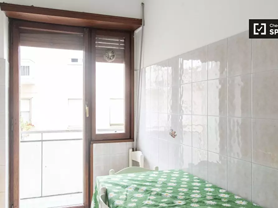 Immagine 6 di Camera condivisa in affitto  in Via di Boccea a Roma