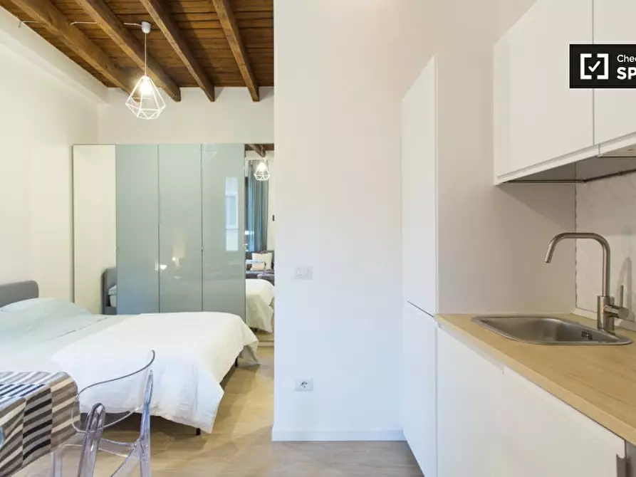 Immagine 2 di Ufficio in affitto  in Via Marco Aurelio a Milano