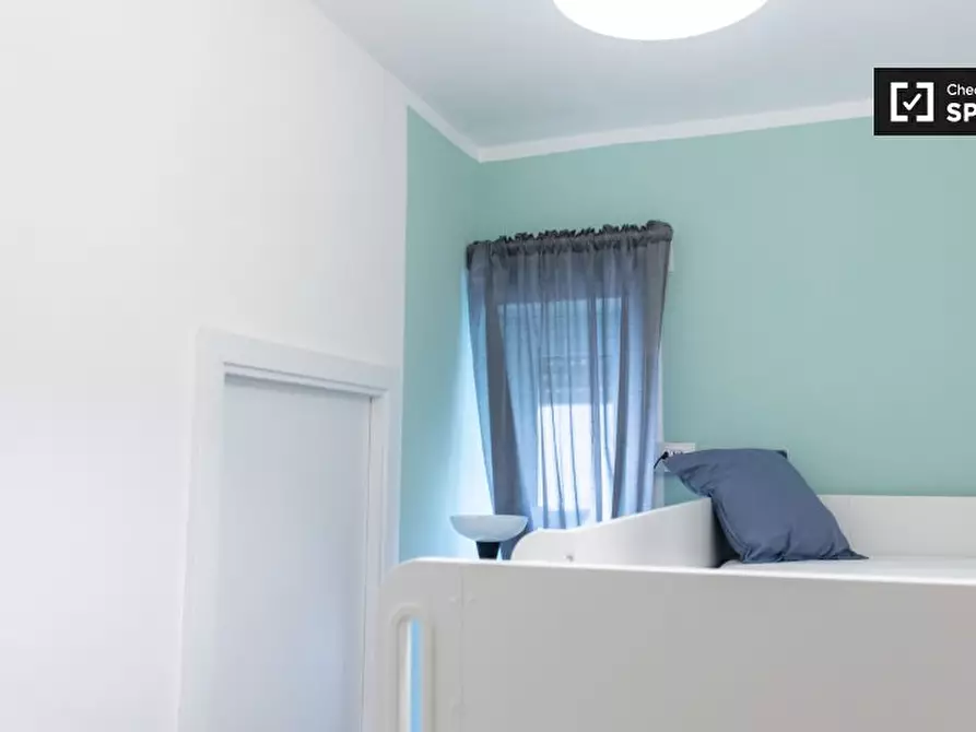 Immagine 6 di Camera condivisa in affitto  in Via Val d'Aosta a Roma