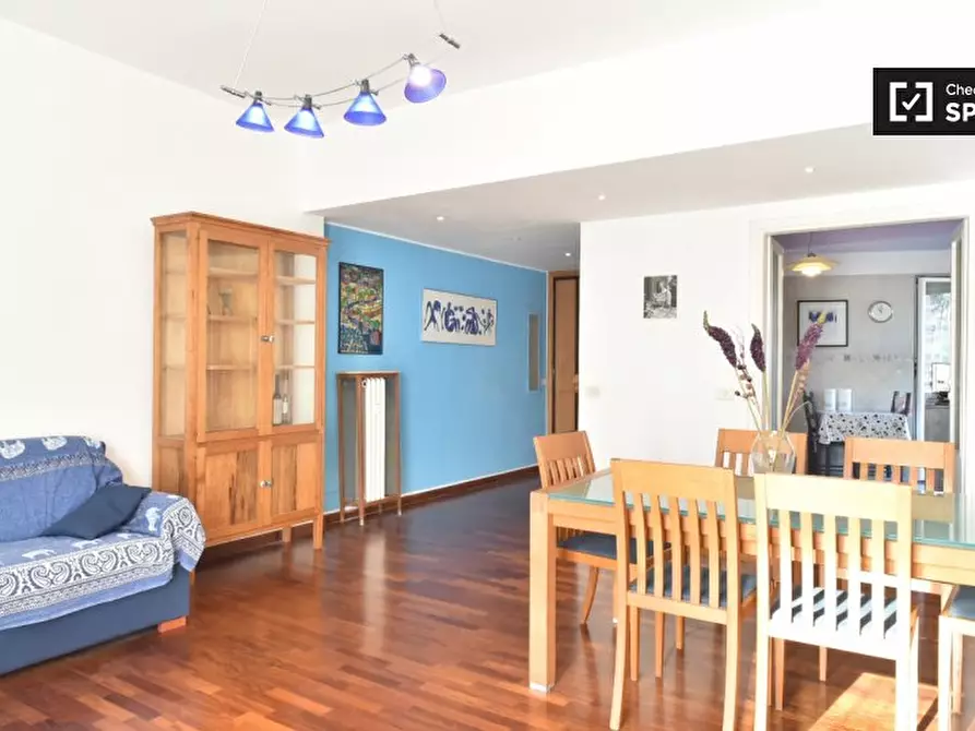 Immagine 7 di Camera condivisa in affitto  in Via Ivanoe Bonomi a Roma