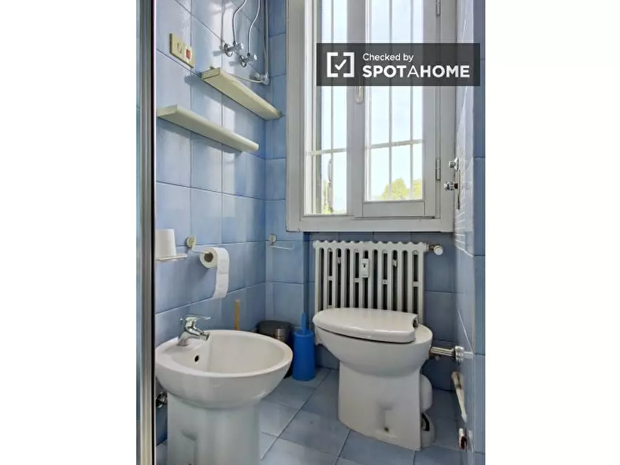 Immagine 13 di Camera condivisa in affitto  in Via Monzambano a Milano