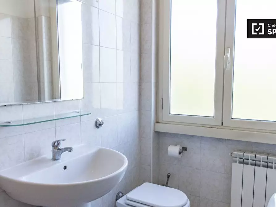 Immagine 9 di Camera condivisa in affitto  in Via Portuense a Roma