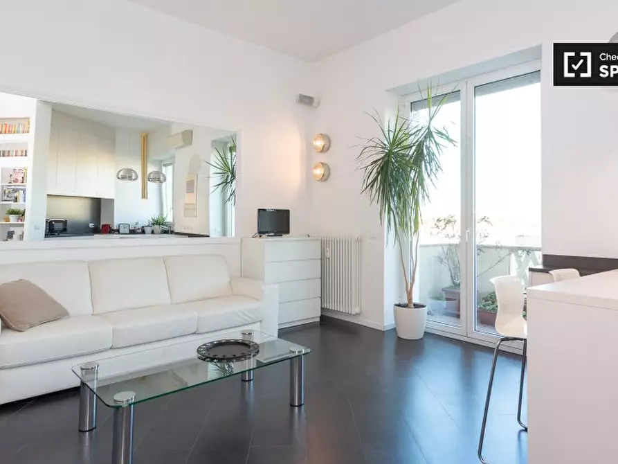 Immagine 1 di Appartamento in affitto  in Viale Argonne a Milano