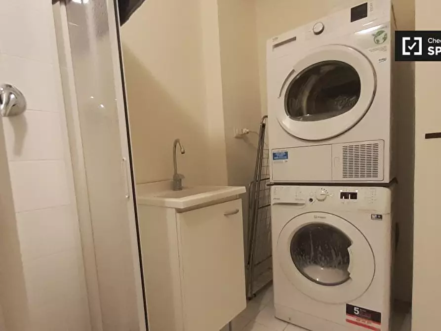 Immagine 13 di Camera condivisa in affitto  in Vicolo S. Lorenzo a Torino