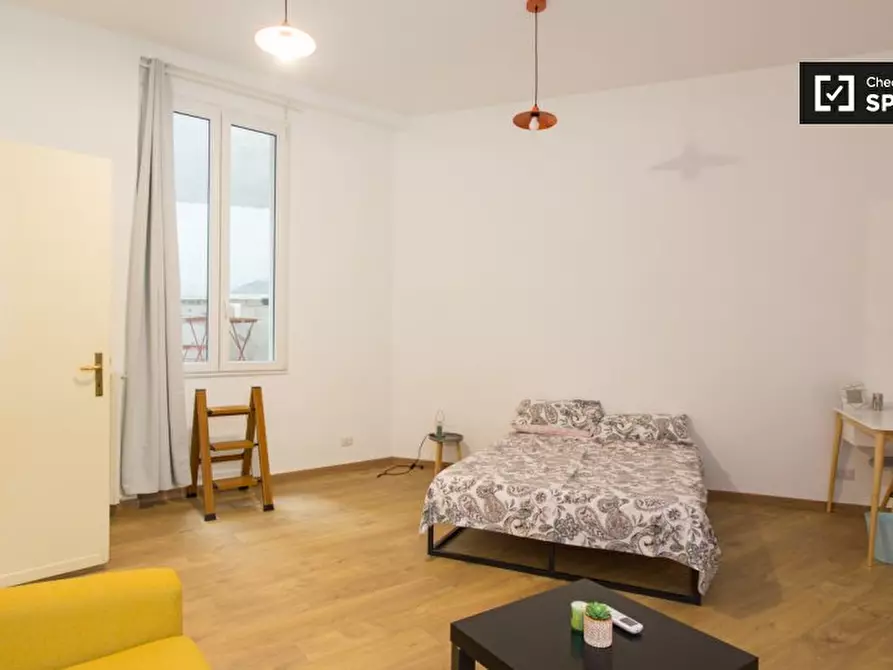 Immagine 17 di Camera condivisa in affitto  in Via Plinio a Milano