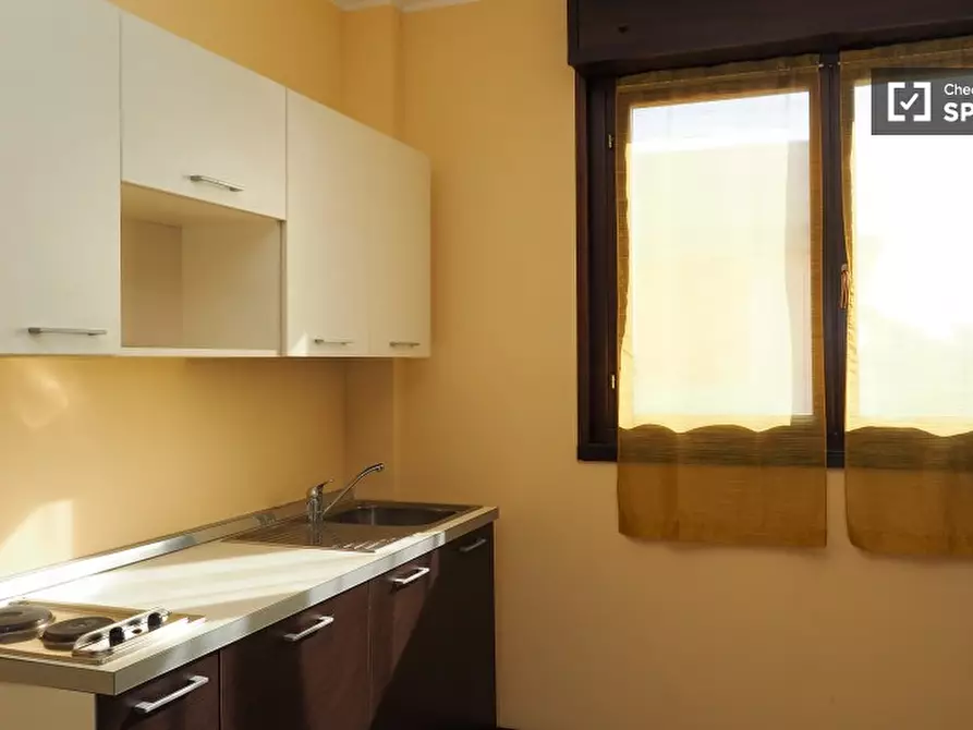 Immagine 2 di Camera condivisa in affitto  in Viale Antonio Gramsci a Sesto San Giovanni