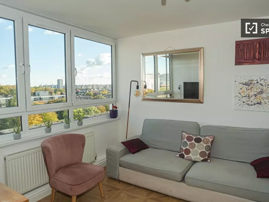 Immagine 5 di Appartamento in affitto  in Surrey Lane a Wandsworth