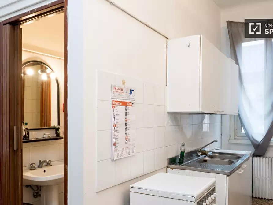 Immagine 9 di Camera condivisa in affitto  in Via Arquà a Milano