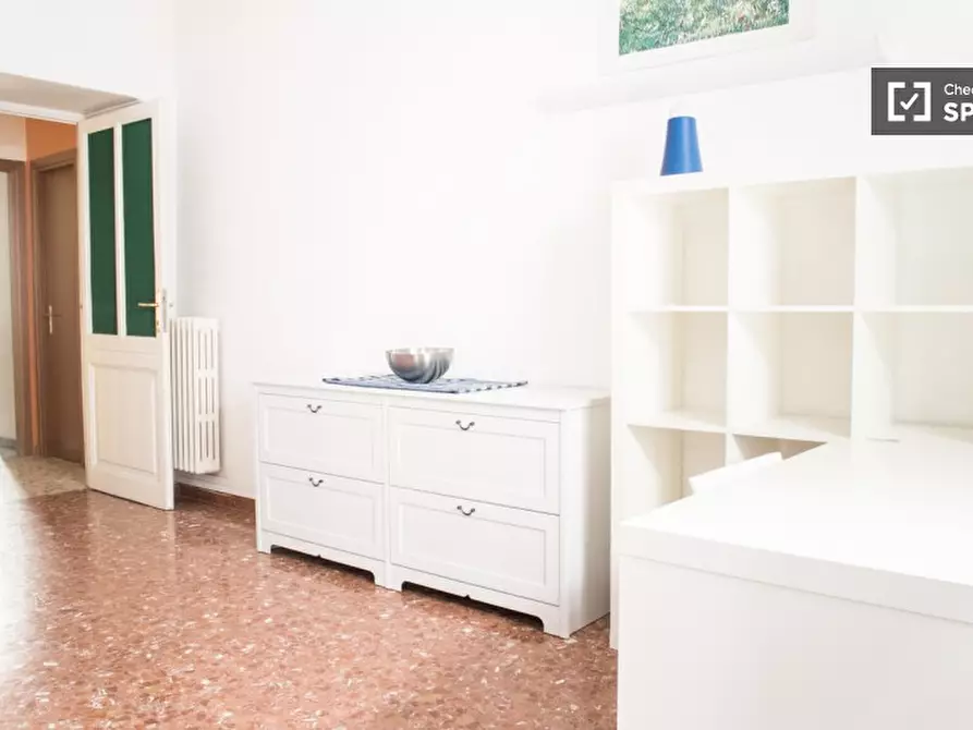 Immagine 2 di Camera condivisa in affitto  in Via Salaria a Roma