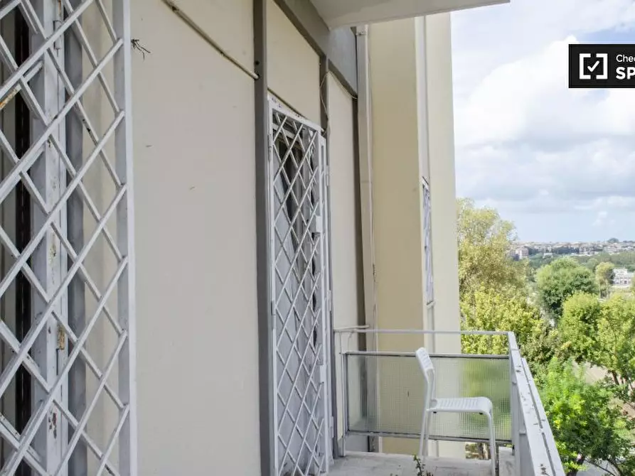 Immagine 16 di Camera condivisa in affitto  in Via Corrado Segre, 00146 Roma RM, Italy a Roma