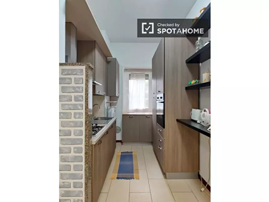 Immagine 9 di Appartamento in affitto  in Via Arezzo a Milano